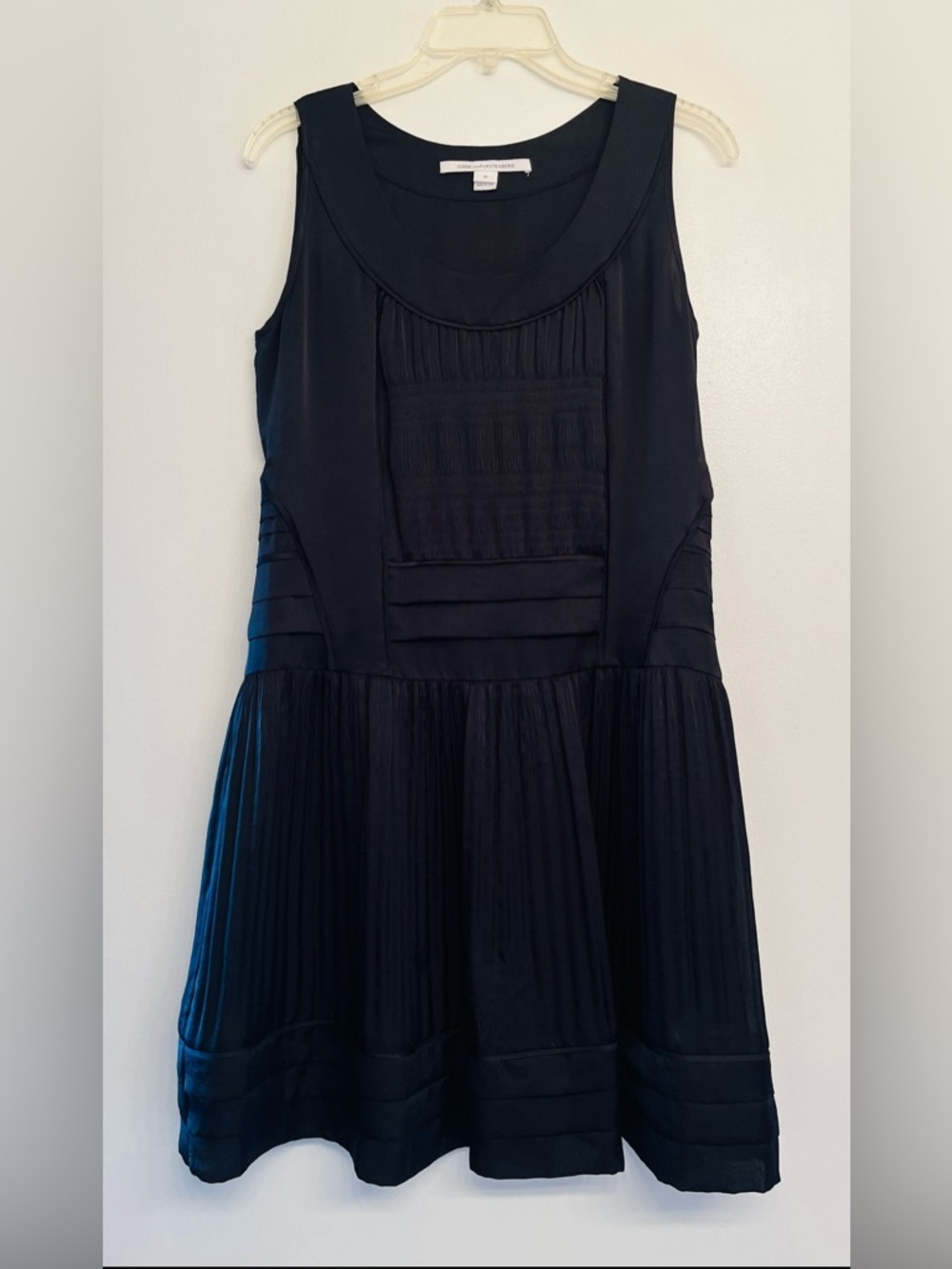 Diane von Furstenberg (DVF) black silk pleated dress size 10